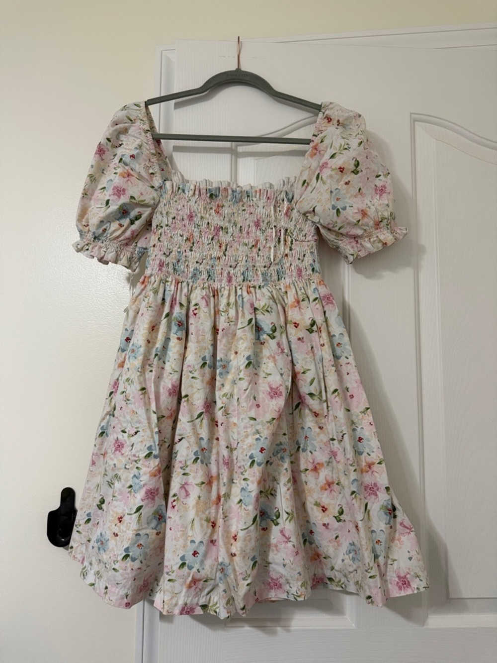Abercrombie & Fitch Cream Floral Puff Sleeve Dress